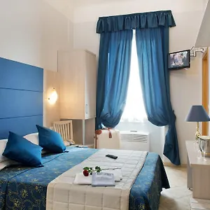 Marechiaro 2*, Rome Italië